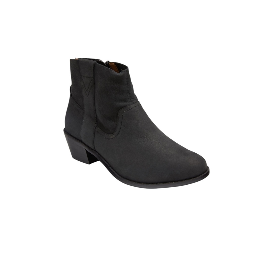New in Box Vionic Women's Roselyn Western Style Ankle Boot Orthotic Nubuck Suede